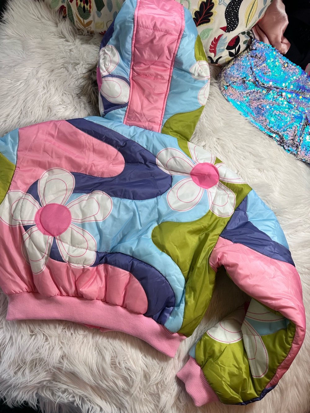 Dolls Kill • x Delia’s Show & Tell Colorful Floral Quilted Puffer Jacket - Picture 9 of 16